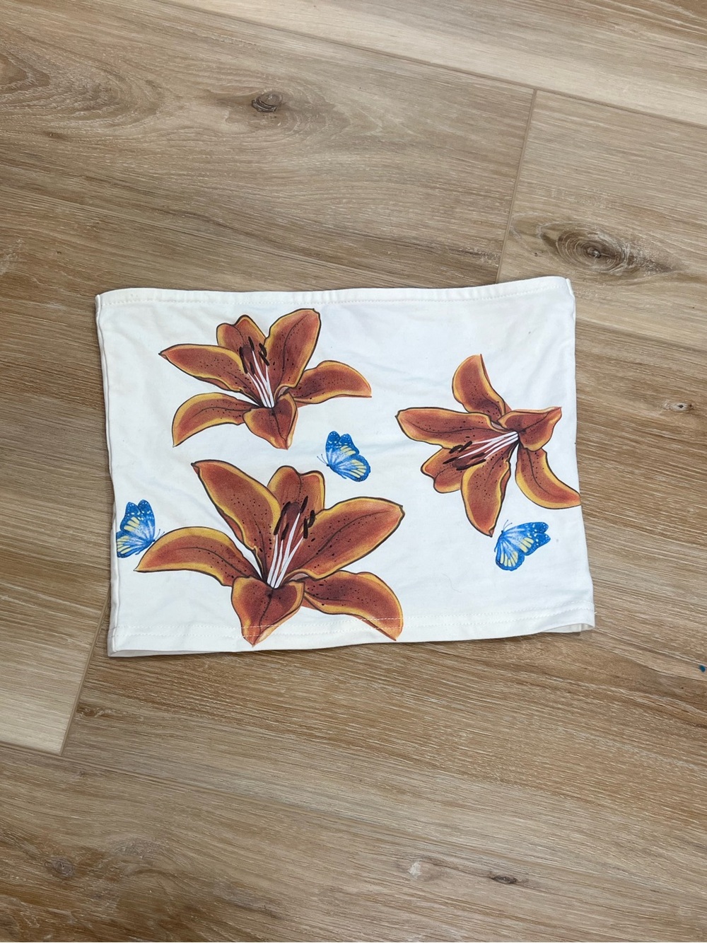 Edikted White Tube Top with Orange Lily and Blue Butterfly Print Size XS